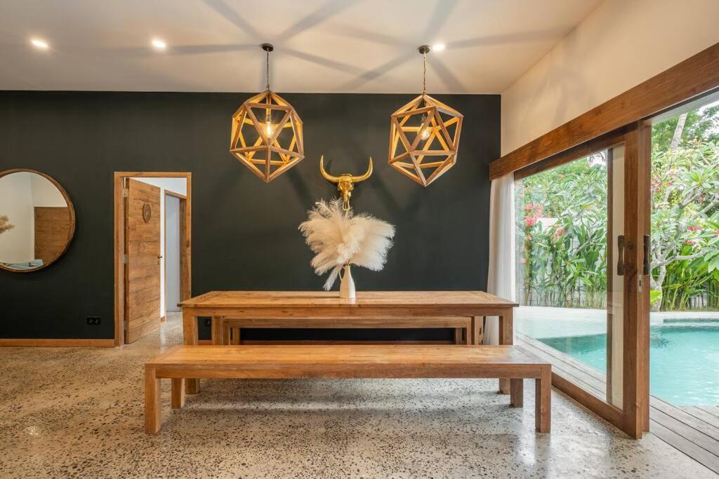 Designer New 3Bdr - Lush Garden+Pool Gili Trawangan Exterior foto