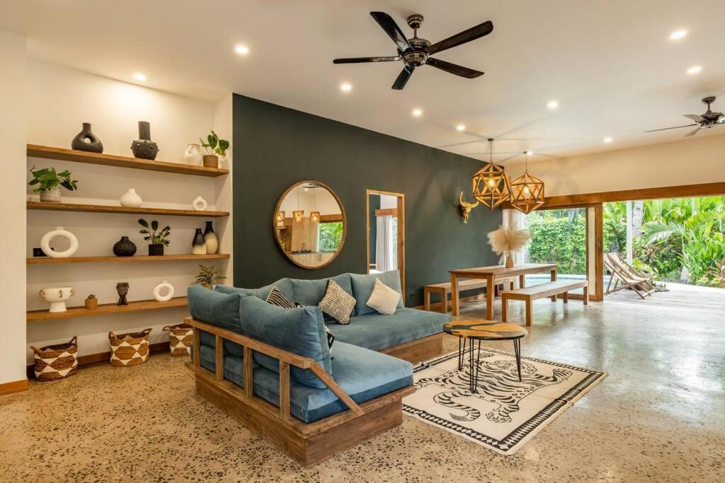 Designer New 3Bdr - Lush Garden+Pool Gili Trawangan Exterior foto